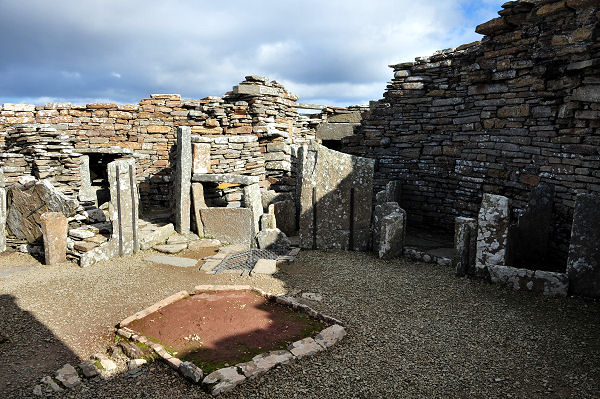 The Fictional Sarclet Broch